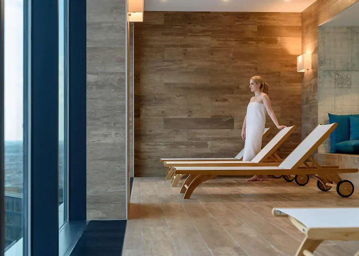 Novotel Hauptbahnhof 4* וינה